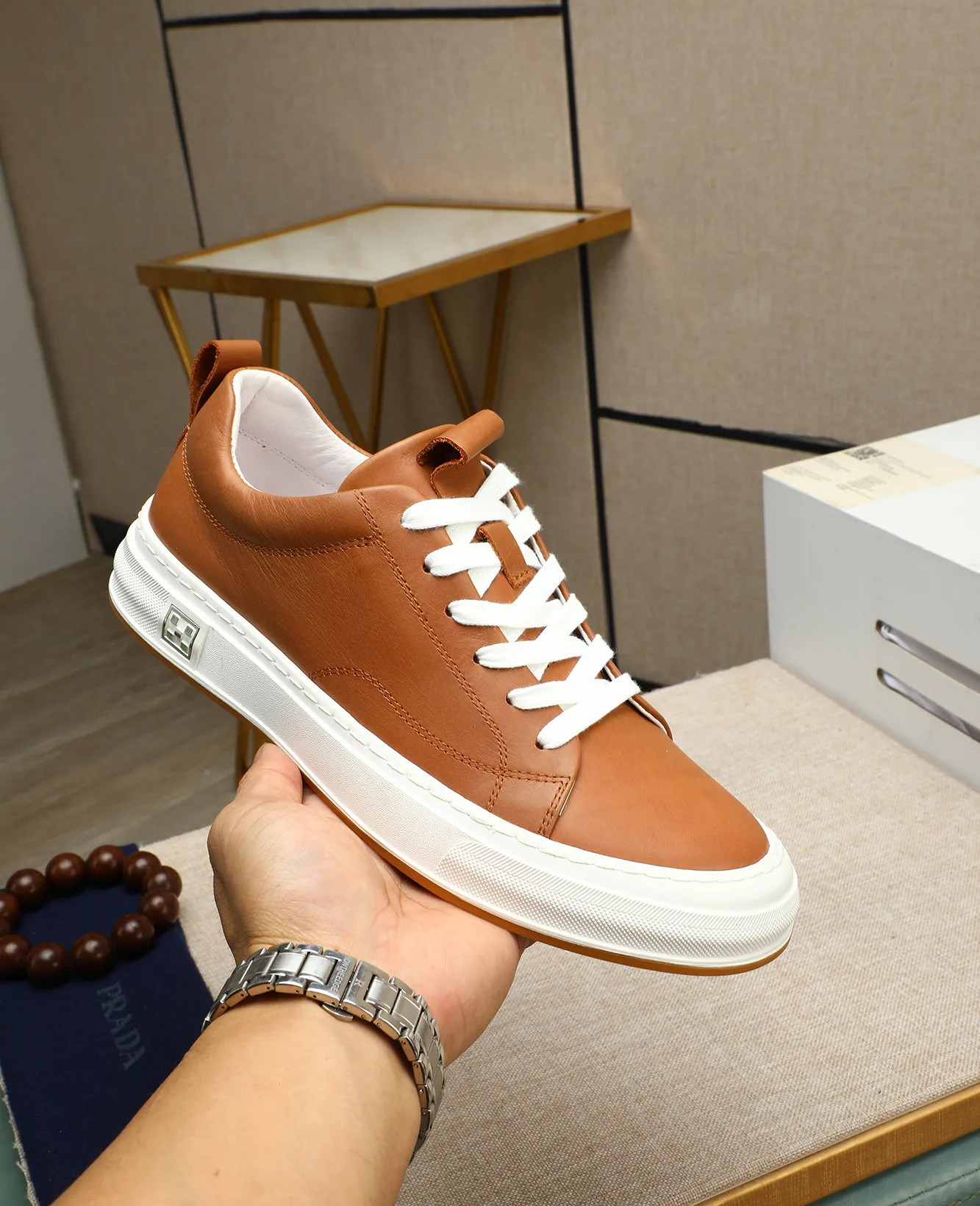 Men's men's shoes 💰420 high-end version. PRADA (Prada) men's casual style, compare the quality at the counter 🧚🏿♂️Imported cowhide fabric 🐎Water-dyed comfortable and soft cowhide lining for feet 🐂Genuine leather outsole with label 🎉 Size 38-44. Can be customized for 45💥🏆